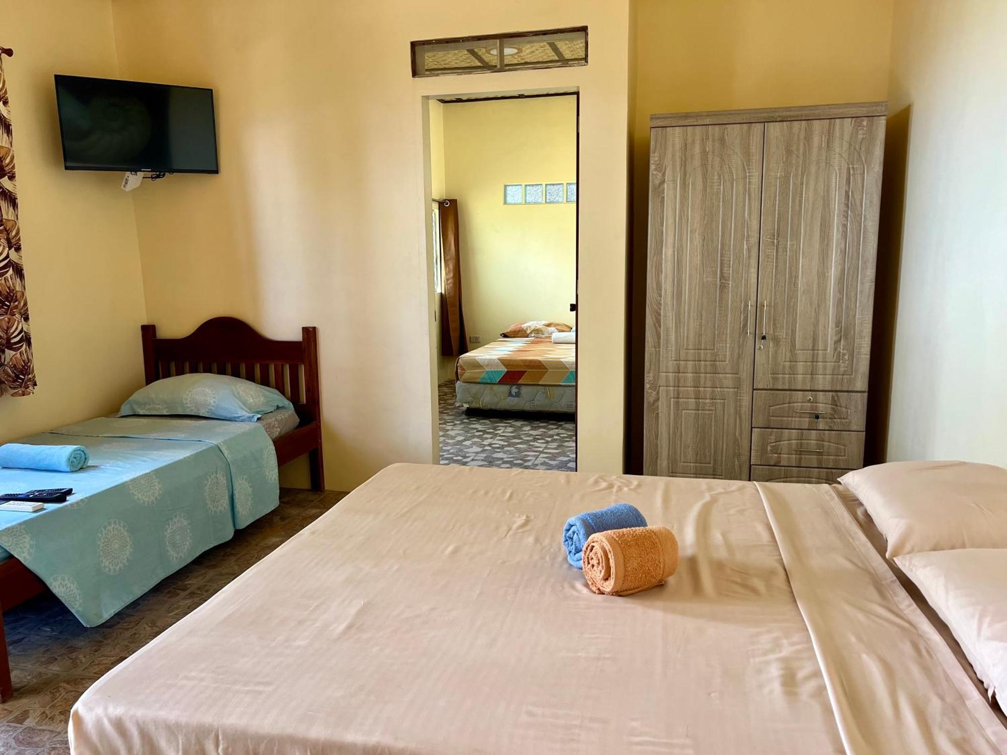 Bamboo Paradise Beach Resort Argao Dış mekan fotoğraf