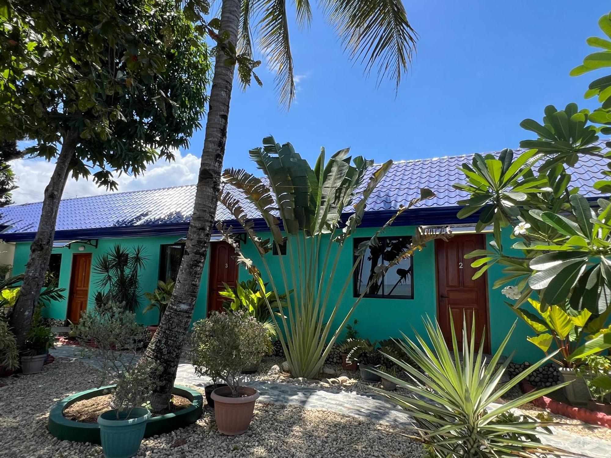 Bamboo Paradise Beach Resort Argao Dış mekan fotoğraf