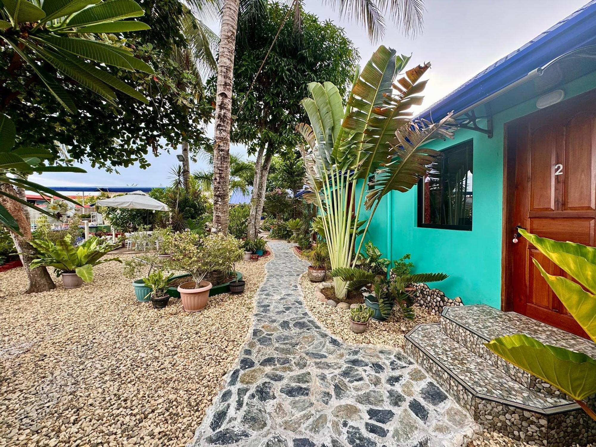 Bamboo Paradise Beach Resort Argao Dış mekan fotoğraf