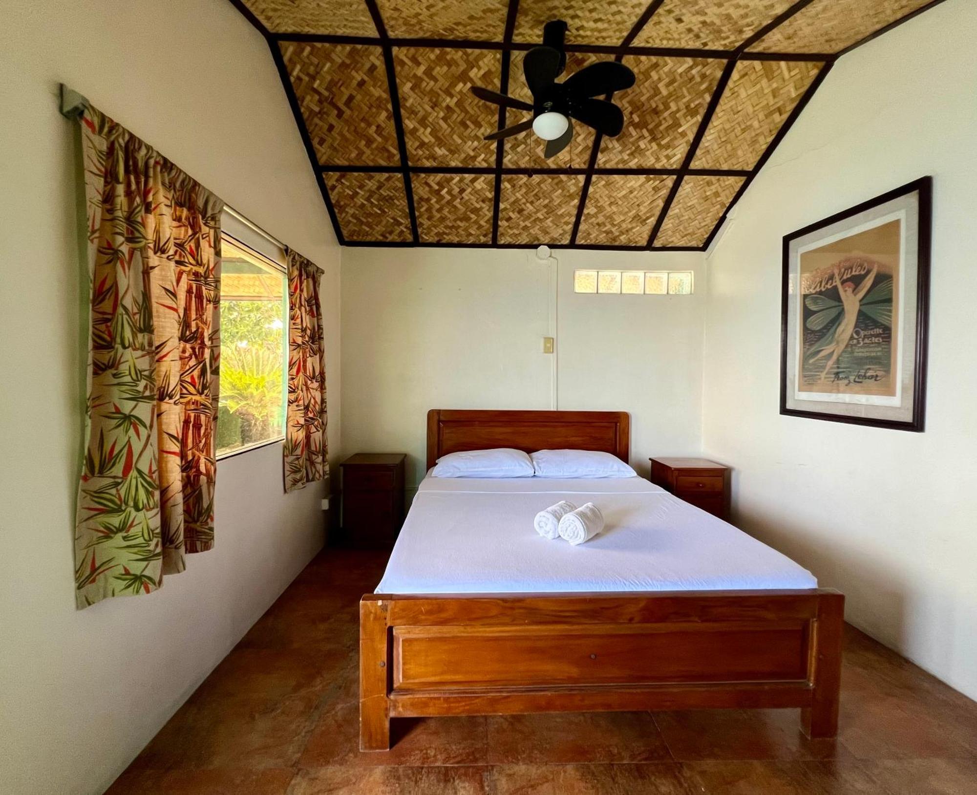Bamboo Paradise Beach Resort Argao Dış mekan fotoğraf