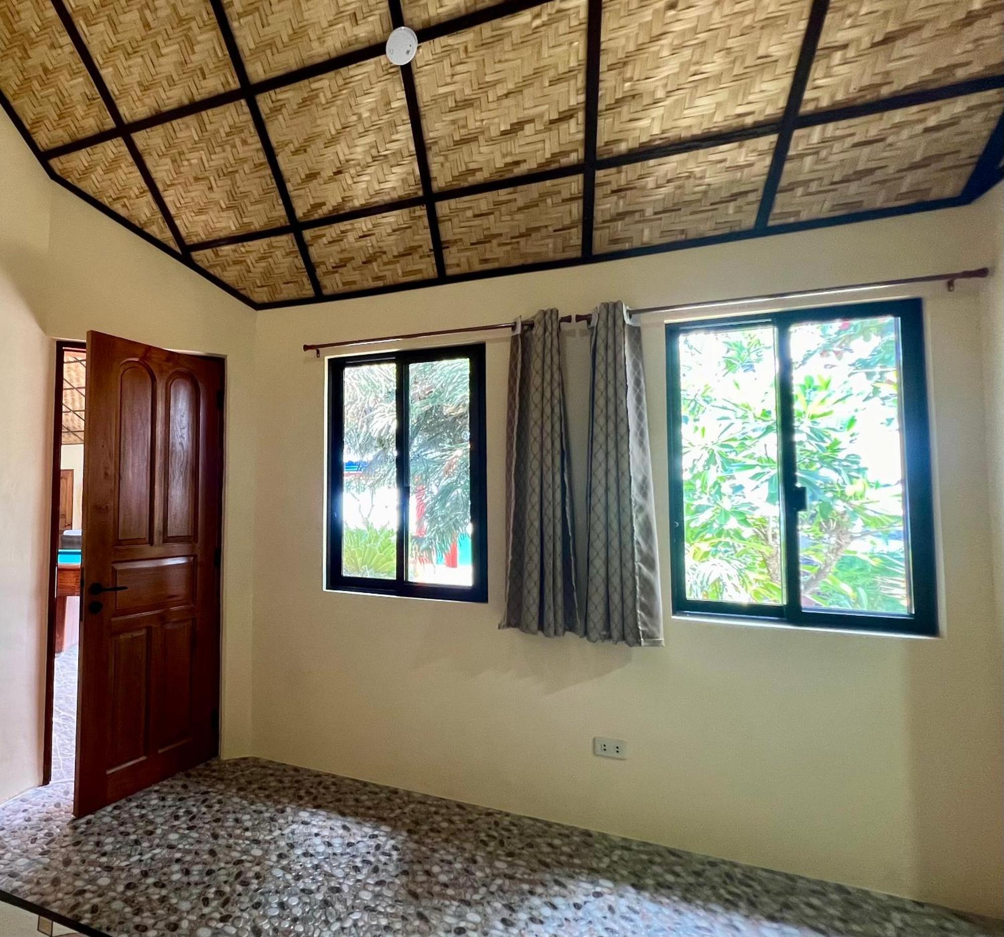 Bamboo Paradise Beach Resort Argao Dış mekan fotoğraf