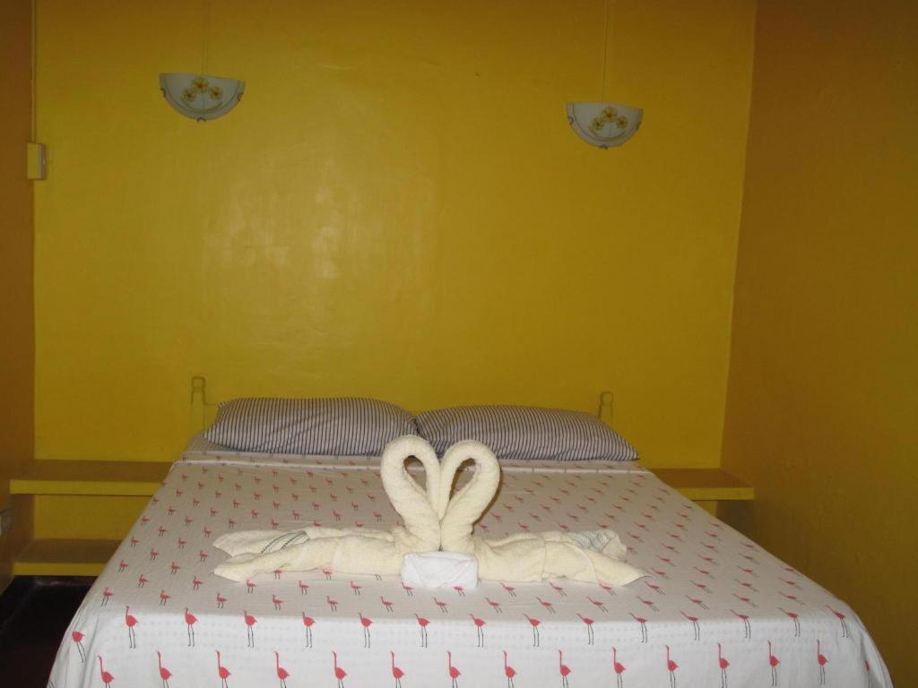 Bamboo Paradise Beach Resort Argao Dış mekan fotoğraf